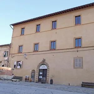 Rooms&wine Al Castello Monteriggioni